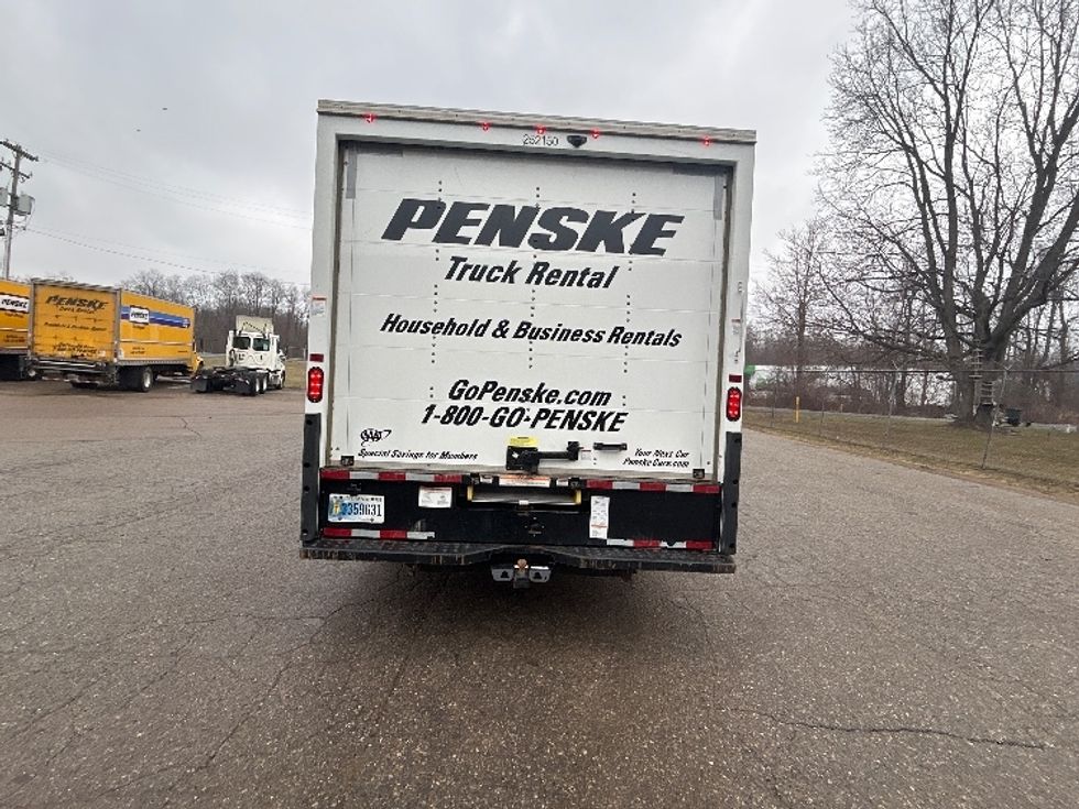 Light Duty Box Truck-Light and Medium Duty Trucks-GMC-2022-Savana G33903-Battle Creek-MI-45,671\n\t\tmiles-$ 43,500 - Image 7