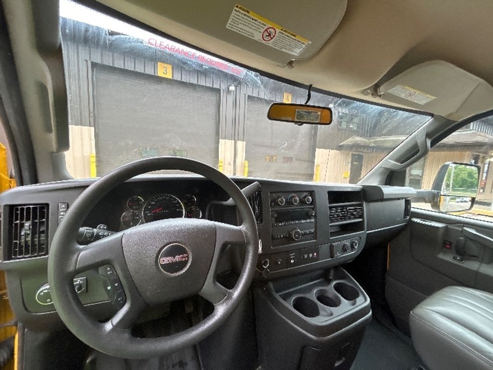 Light Duty Box Truck-Light and Medium Duty Trucks-GMC-2022-Savana G33903-Battle Creek-MI-56,229\n\t\tmiles-$ 34,500 - Image 16