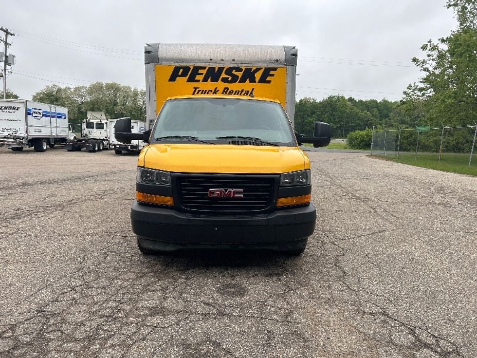 Light Duty Box Truck-Light and Medium Duty Trucks-GMC-2022-Savana G33903-Battle Creek-MI-56,229\n\t\tmiles-$ 34,500 - Image 2