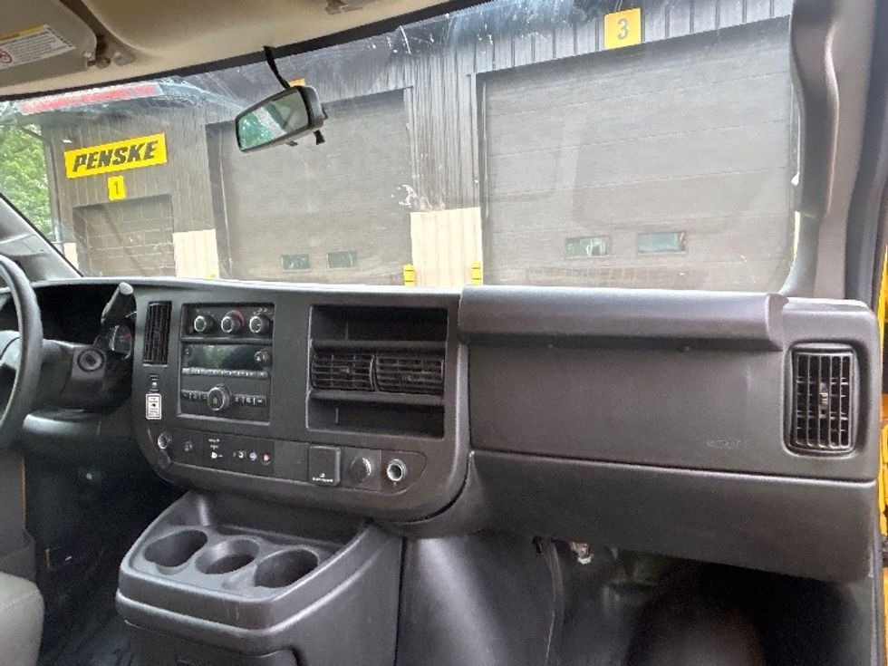 Light Duty Box Truck-Light and Medium Duty Trucks-GMC-2022-Savana G33903-Battle Creek-MI-56,229\n\t\tmiles-$ 34,500 - Image 20