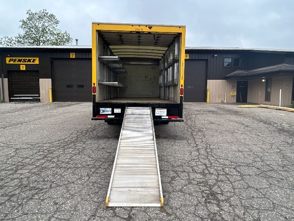 Light Duty Box Truck-Light and Medium Duty Trucks-GMC-2022-Savana G33903-Battle Creek-MI-56,229\n\t\tmiles-$ 34,500 - Image 24