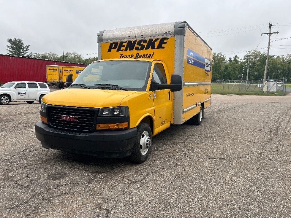 Light Duty Box Truck-Light and Medium Duty Trucks-GMC-2022-Savana G33903-Battle Creek-MI-56,229\n\t\tmiles-$ 34,500 - Image 3