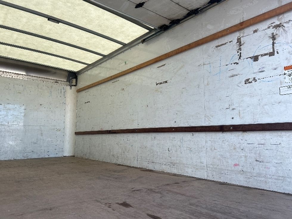 Light Duty Box Truck-Light and Medium Duty Trucks-GMC-2022-Savana G33903-Beaumont-TX-86,634\n\t\tmiles-$ 29,750 - Image 11