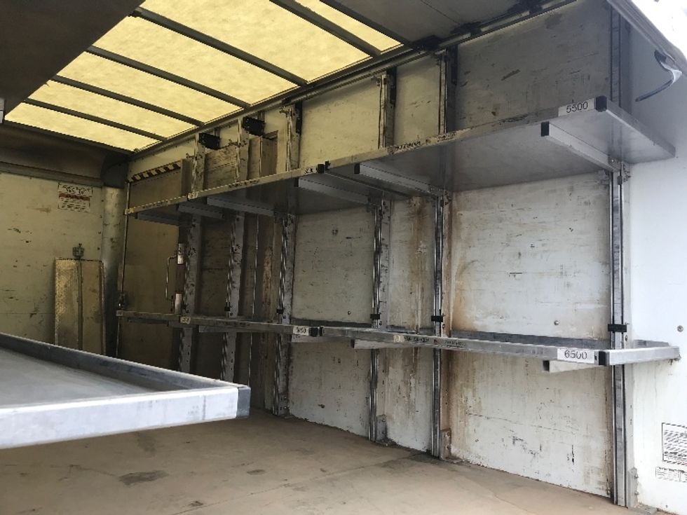 Light Duty Box Truck-Light and Medium Duty Trucks-GMC-2022-Savana G33903-Beaumont-TX-88,942\n\t\tmiles-$ 33,750 - Image 11