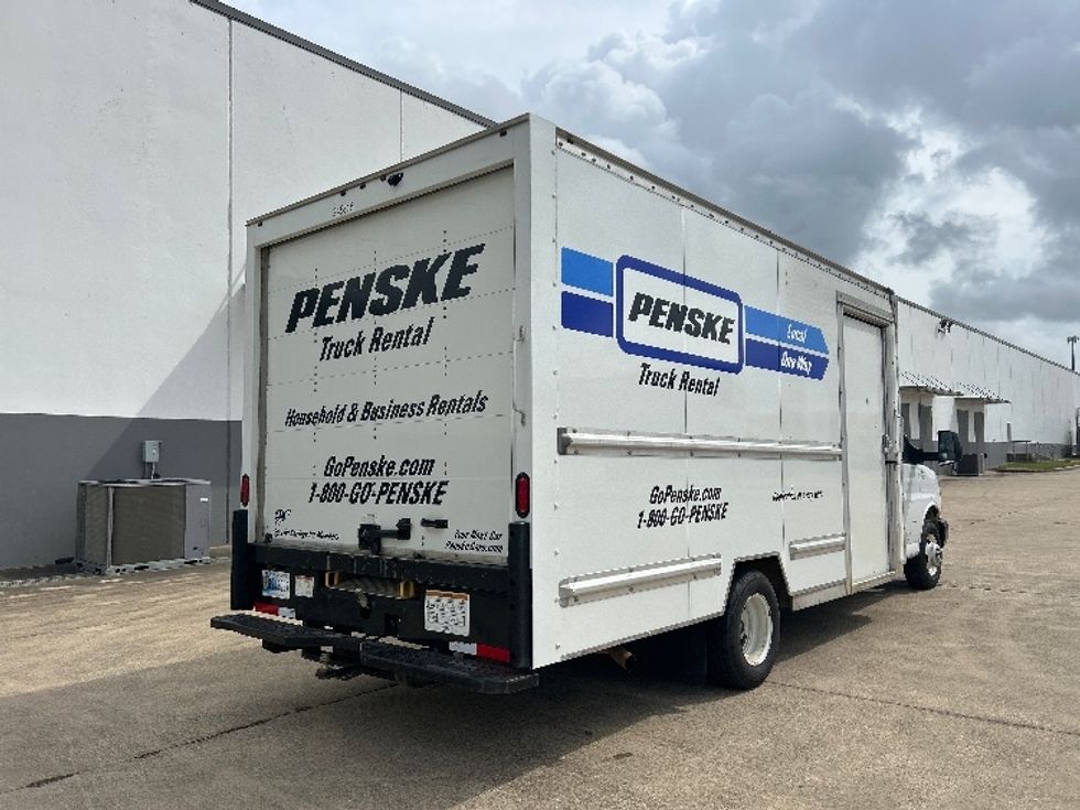 Light Duty Box Truck-Light and Medium Duty Trucks-GMC-2022-Savana G33903-Beaumont-TX-88,942\n\t\tmiles-$ 33,750 - Image 12