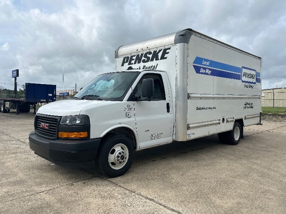 Light Duty Box Truck-Light and Medium Duty Trucks-GMC-2022-Savana G33903-Beaumont-TX-88,942\n\t\tmiles-$ 33,750 - Image 3