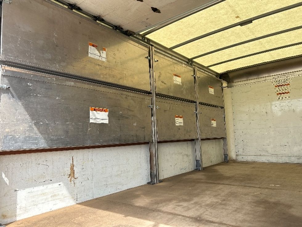 Light Duty Box Truck-Light and Medium Duty Trucks-GMC-2022-Savana G33903-Beaumont-TX-90,461\n\t\tmiles-$ 35,000 - Image 10