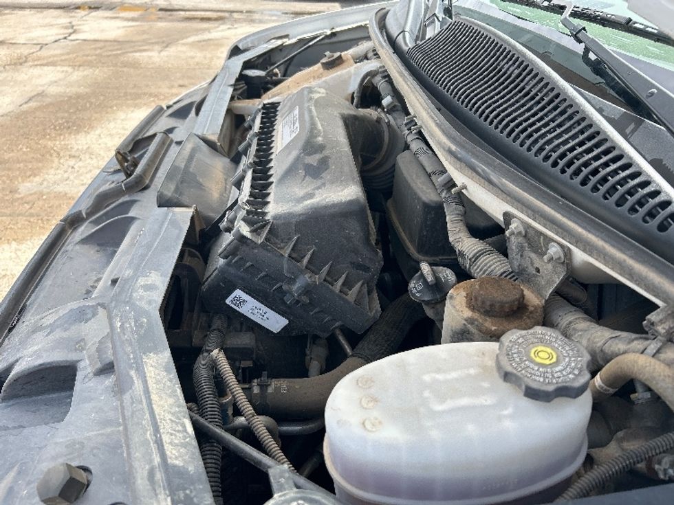 Light Duty Box Truck-Light and Medium Duty Trucks-GMC-2022-Savana G33903-Beaumont-TX-90,461\n\t\tmiles-$ 35,000 - Image 23