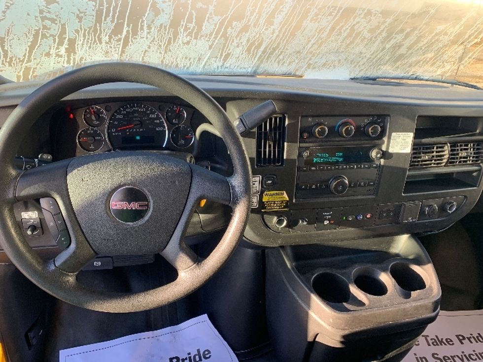 Light Duty Box Truck-Light and Medium Duty Trucks-GMC-2022-Savana G33903-Belden-MS-105,836\n\t\tmiles-$ 27,000 - Image 18