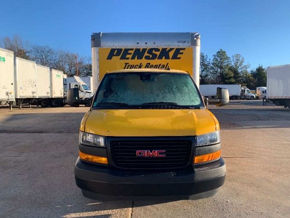 Light Duty Box Truck-Light and Medium Duty Trucks-GMC-2022-Savana G33903-Belden-MS-105,836\n\t\tmiles-$ 27,000 - Image 2