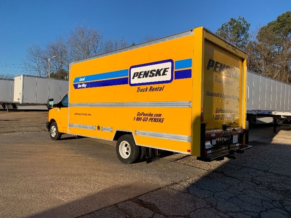 Light Duty Box Truck-Light and Medium Duty Trucks-GMC-2022-Savana G33903-Belden-MS-105,836\n\t\tmiles-$ 27,000 - Image 6