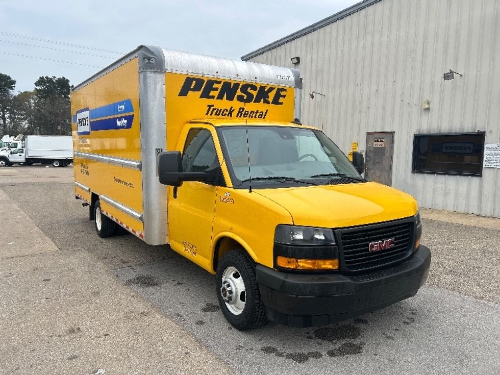 Light Duty Box Truck-Light and Medium Duty Trucks-GMC-2022-Savana G33903-Belden-MS-115,469\n\t\tmiles-$ 25,000 - Image 1