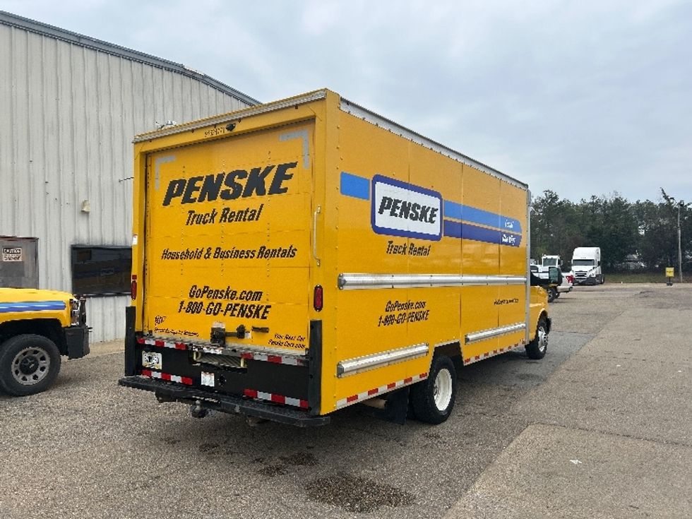Light Duty Box Truck-Light and Medium Duty Trucks-GMC-2022-Savana G33903-Belden-MS-115,469\n\t\tmiles-$ 25,000 - Image 13