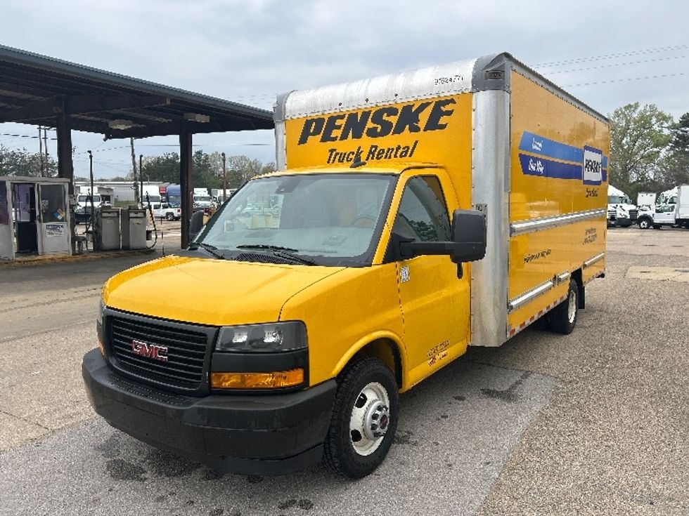 Light Duty Box Truck-Light and Medium Duty Trucks-GMC-2022-Savana G33903-Belden-MS-115,469\n\t\tmiles-$ 25,000 - Image 3