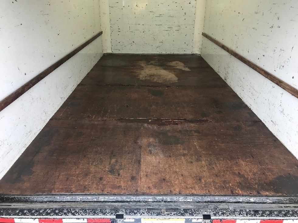 Light Duty Box Truck-Light and Medium Duty Trucks-GMC-2022-Savana G33903-Bensalem-PA-96,369\n\t\tmiles-$ 29,000 - Image 10