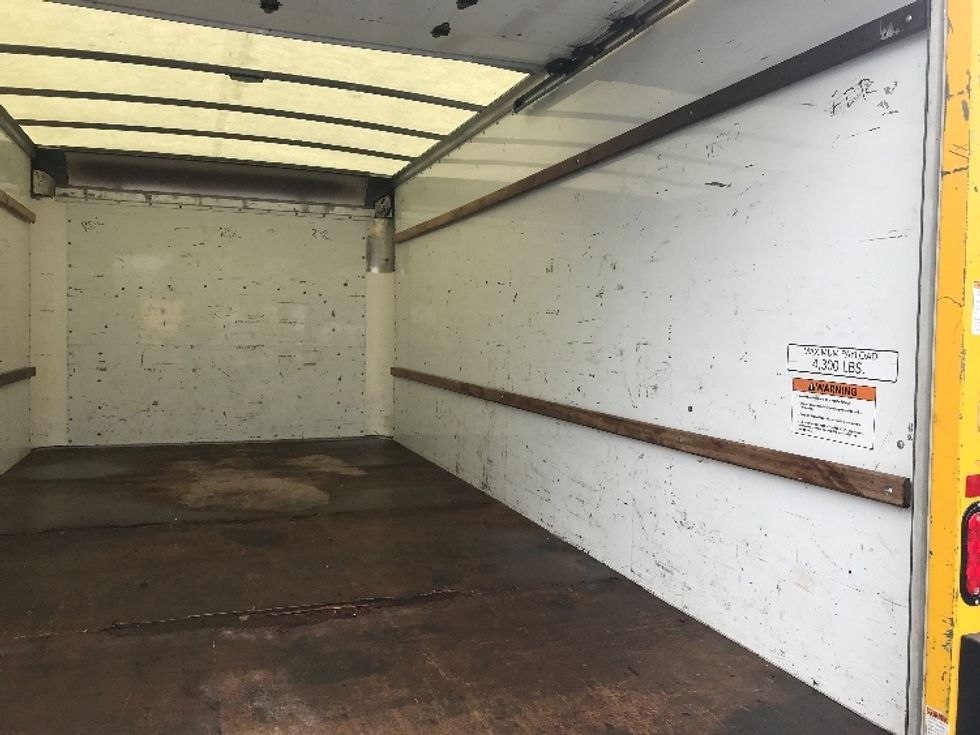 Light Duty Box Truck-Light and Medium Duty Trucks-GMC-2022-Savana G33903-Bensalem-PA-96,369\n\t\tmiles-$ 29,000 - Image 12