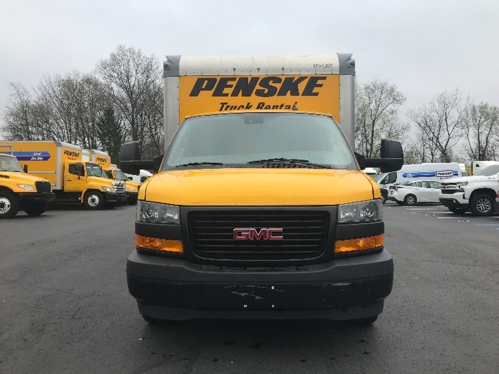 Light Duty Box Truck-Light and Medium Duty Trucks-GMC-2022-Savana G33903-Bensalem-PA-96,369\n\t\tmiles-$ 29,000 - Image 2
