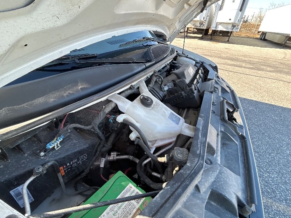 Light Duty Box Truck-Light and Medium Duty Trucks-GMC-2022-Savana G33903-Billings-MT-102,889\n\t\tmiles-$ 32,250 - Image 22