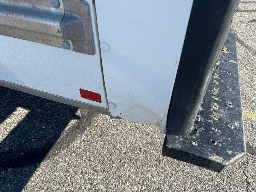 Light Duty Box Truck-Light and Medium Duty Trucks-GMC-2022-Savana G33903-Billings-MT-102,889\n\t\tmiles-$ 32,250 - Image 25