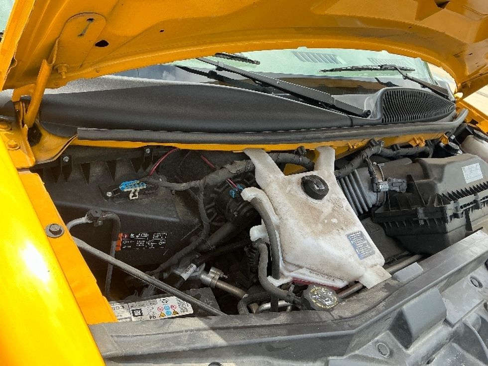 Light Duty Box Truck-Light and Medium Duty Trucks-GMC-2022-Savana G33903-Birmingham-AL-116,974\n\t\tmiles-$ 24,750 - Image 23