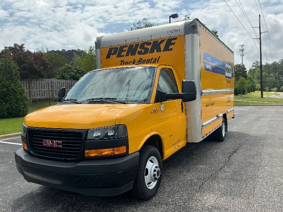 Light Duty Box Truck-Light and Medium Duty Trucks-GMC-2022-Savana G33903-Birmingham-AL-116,974\n\t\tmiles-$ 24,750 - Image 3