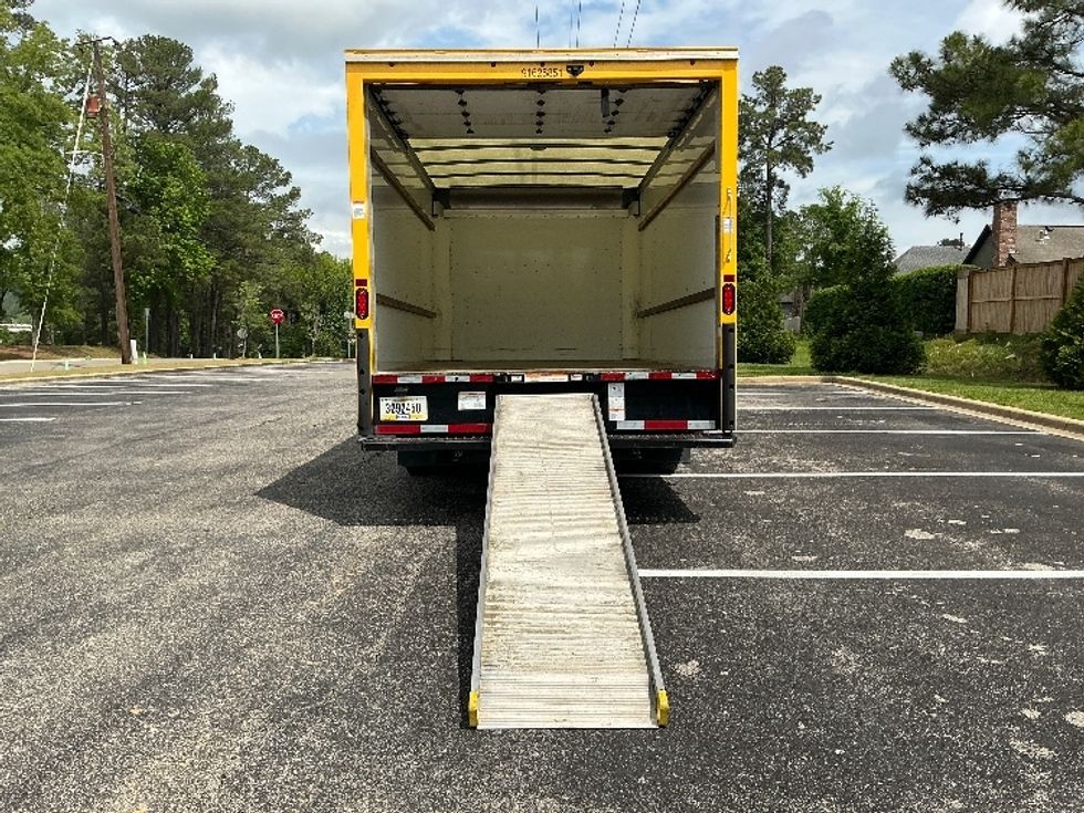 Light Duty Box Truck-Light and Medium Duty Trucks-GMC-2022-Savana G33903-Birmingham-AL-116,974\n\t\tmiles-$ 24,750 - Image 9