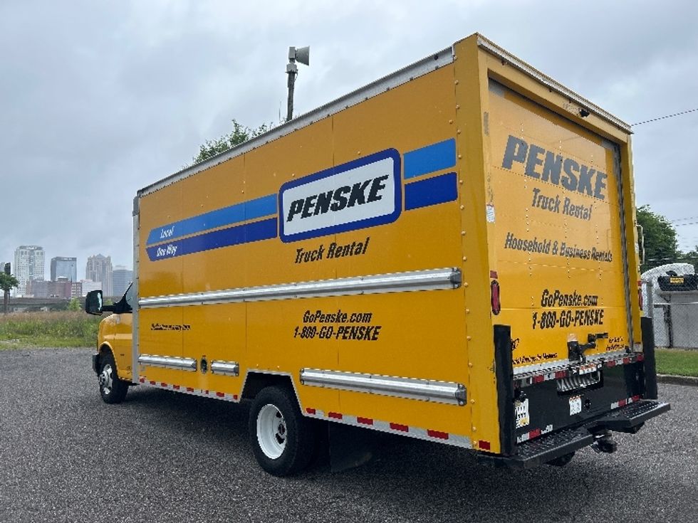 Light Duty Box Truck-Light and Medium Duty Trucks-GMC-2022-Savana G33903-Birmingham-AL-123,891\n\t\tmiles-$ 24,750 - Image 11