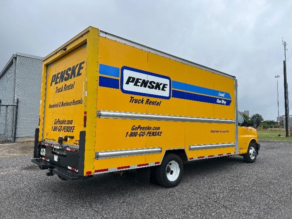 Light Duty Box Truck-Light and Medium Duty Trucks-GMC-2022-Savana G33903-Birmingham-AL-123,891\n\t\tmiles-$ 24,750 - Image 5
