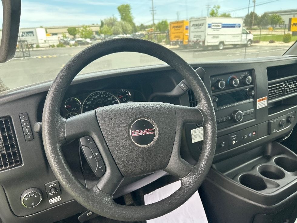Light Duty Box Truck-Light and Medium Duty Trucks-GMC-2022-Savana G33903-Boise-ID-101,061\n\t\tmiles-$ 30,750 - Image 17