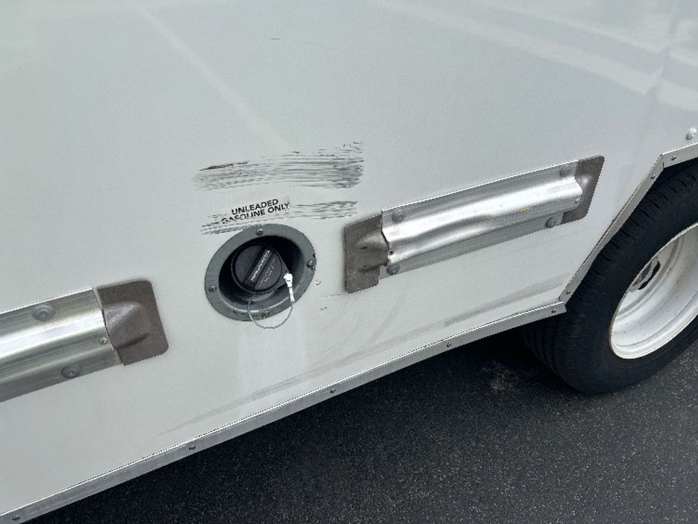 Light Duty Box Truck-Light and Medium Duty Trucks-GMC-2022-Savana G33903-Boise-ID-101,061\n\t\tmiles-$ 30,750 - Image 25