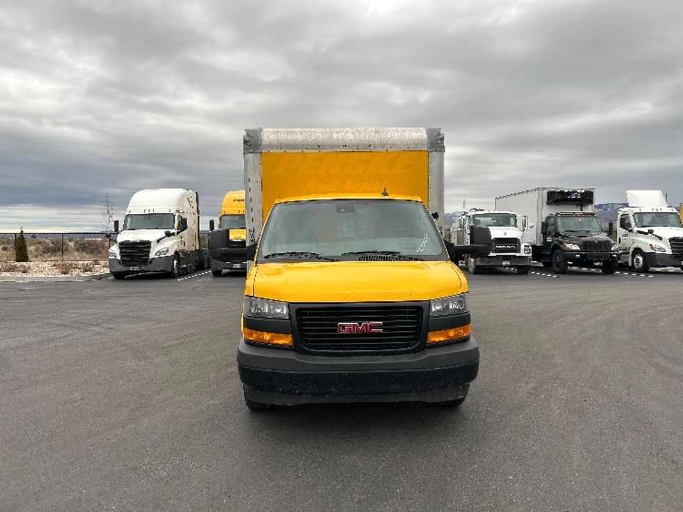 Light Duty Box Truck-Light and Medium Duty Trucks-GMC-2022-Savana G33903-Boise-ID-108,361\n\t\tmiles-$ 28,500 - Image 2