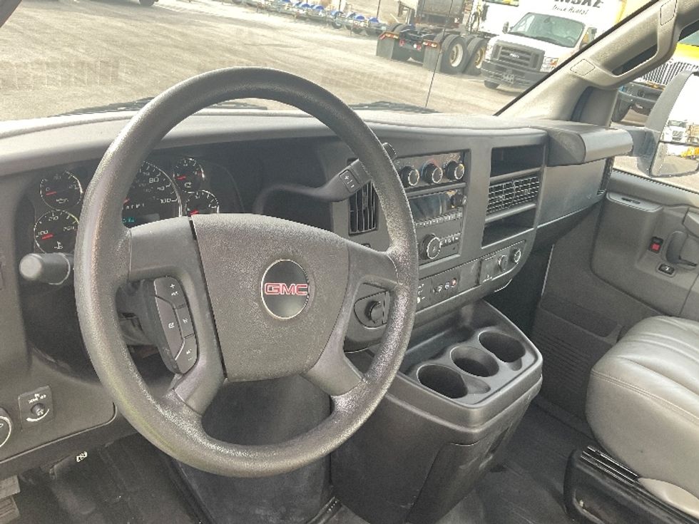 Light Duty Box Truck-Light and Medium Duty Trucks-GMC-2022-Savana G33903-Boise-ID-48,294\n\t\tmiles-$ 48,000 - Image 17