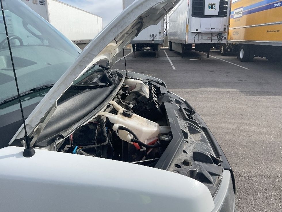 Light Duty Box Truck-Light and Medium Duty Trucks-GMC-2022-Savana G33903-Boise-ID-48,294\n\t\tmiles-$ 48,000 - Image 23