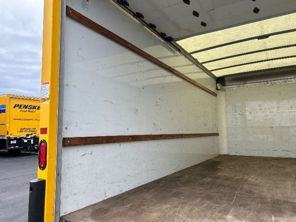 Light Duty Box Truck-Light and Medium Duty Trucks-GMC-2022-Savana G33903-Boise-ID-86,025\n\t\tmiles-$ 31,500 - Image 11