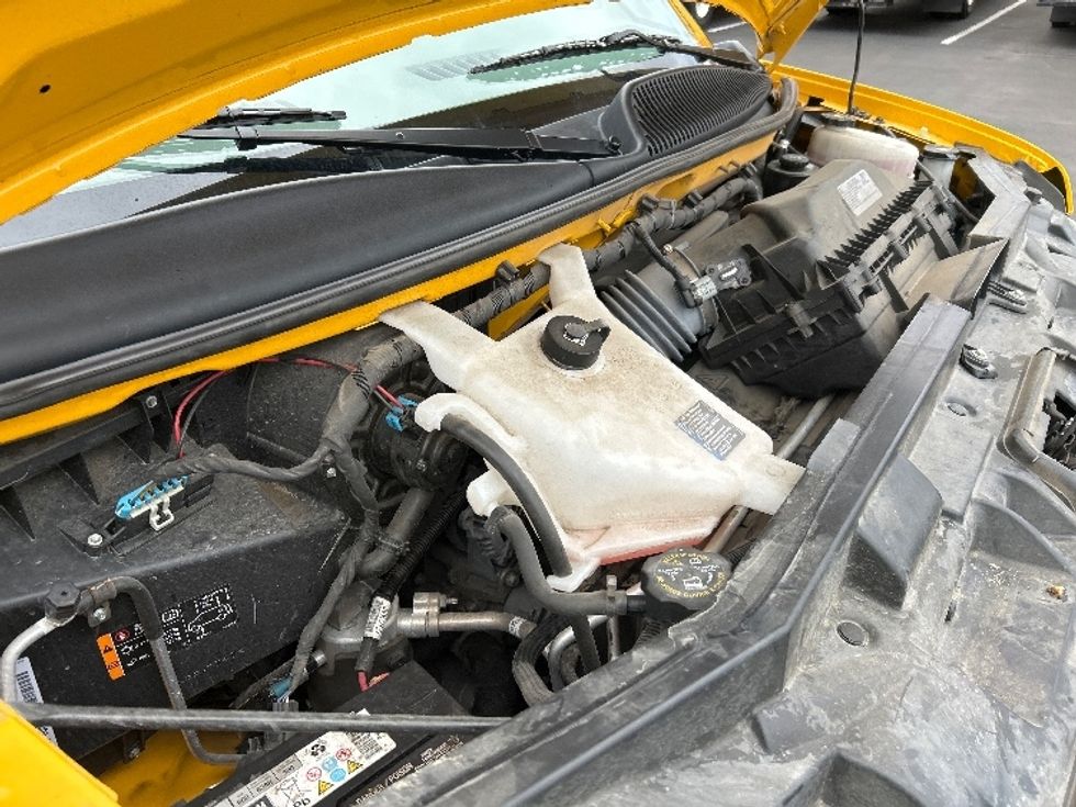 Light Duty Box Truck-Light and Medium Duty Trucks-GMC-2022-Savana G33903-Boise-ID-86,025\n\t\tmiles-$ 31,500 - Image 23