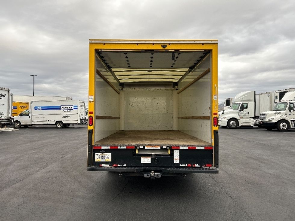 Light Duty Box Truck-Light and Medium Duty Trucks-GMC-2022-Savana G33903-Boise-ID-86,025\n\t\tmiles-$ 31,500 - Image 8