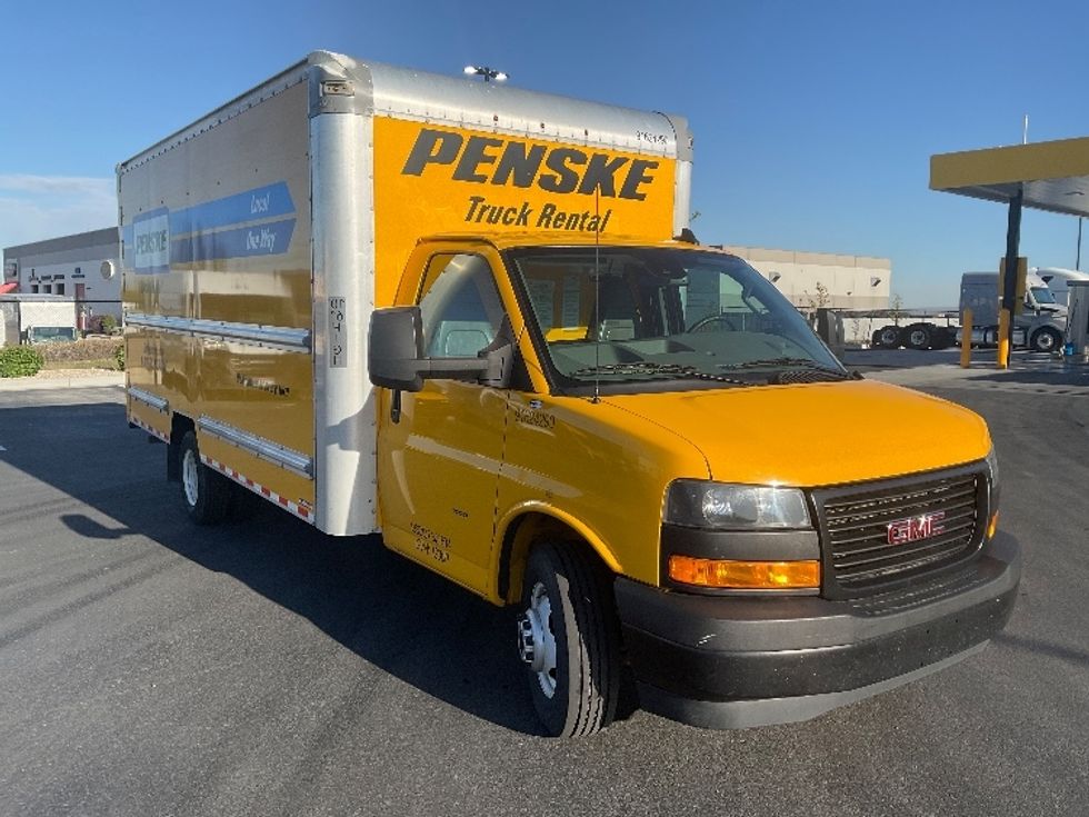 Light Duty Box Truck-Light and Medium Duty Trucks-GMC-2022-Savana G33903-Boise-ID-93,379\n\t\tmiles-$ 28,250 - Image 1