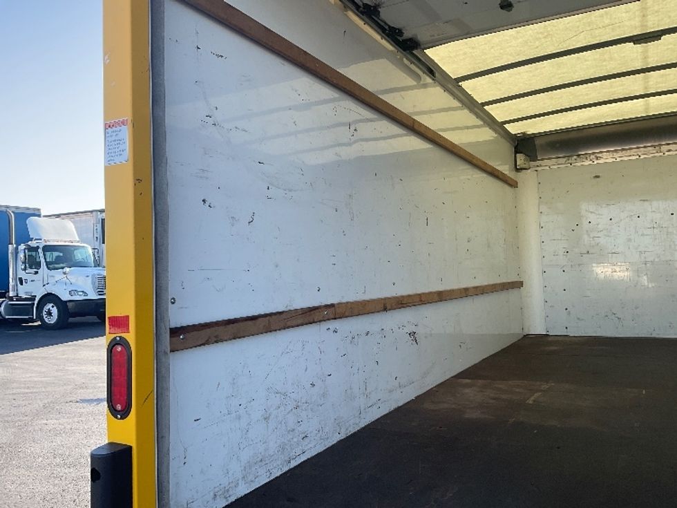 Light Duty Box Truck-Light and Medium Duty Trucks-GMC-2022-Savana G33903-Boise-ID-93,379\n\t\tmiles-$ 28,250 - Image 10