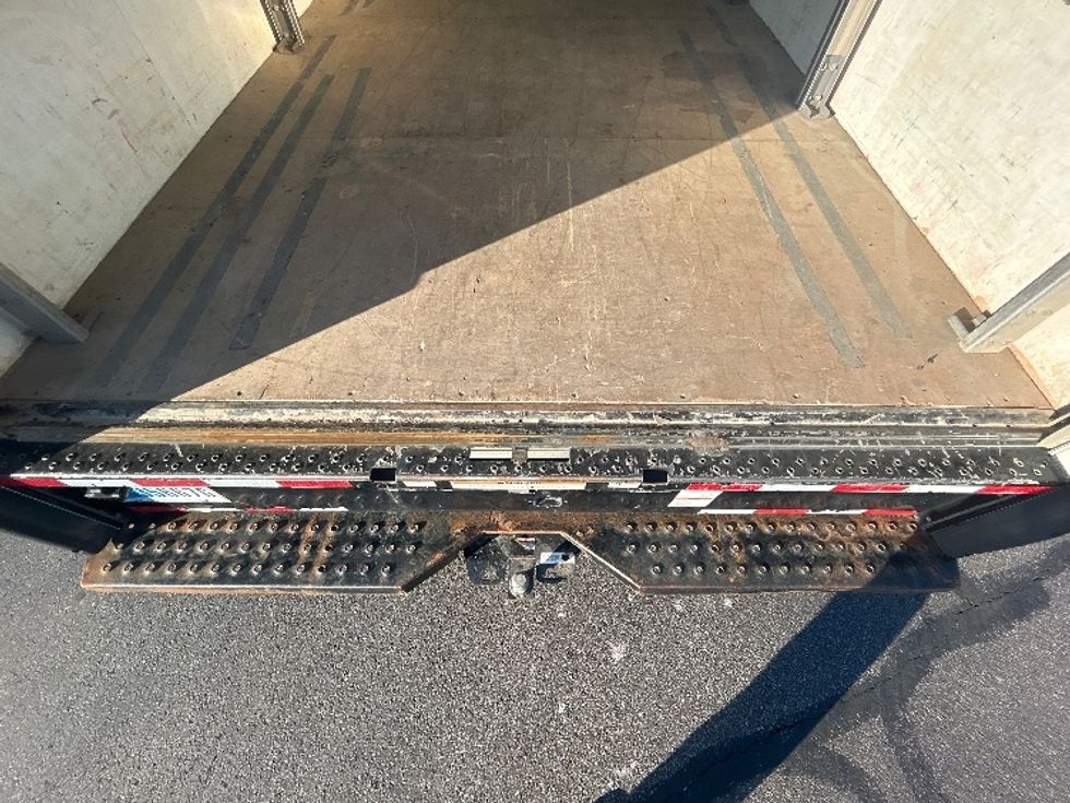 Light Duty Box Truck-Light and Medium Duty Trucks-GMC-2022-Savana G33903-Brook Park-OH-61,373\n\t\tmiles-$ 36,500 - Image 10