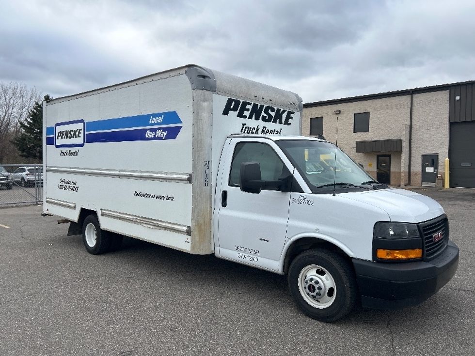Light Duty Box Truck-Light and Medium Duty Trucks-GMC-2022-Savana G33903-Brooklyn Park-MN-100,298\n\t\tmiles-$ 32,500 - Image 1