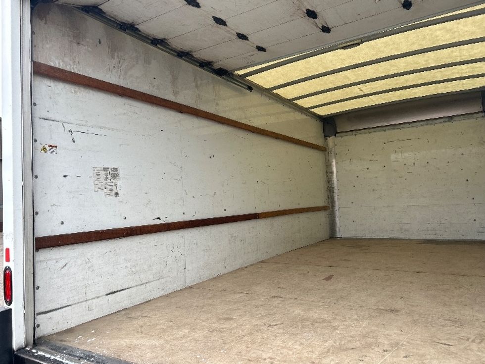 Light Duty Box Truck-Light and Medium Duty Trucks-GMC-2022-Savana G33903-Brooklyn Park-MN-100,298\n\t\tmiles-$ 32,500 - Image 11