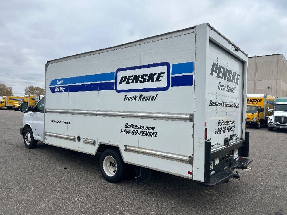 Light Duty Box Truck-Light and Medium Duty Trucks-GMC-2022-Savana G33903-Brooklyn Park-MN-100,298\n\t\tmiles-$ 32,500 - Image 6