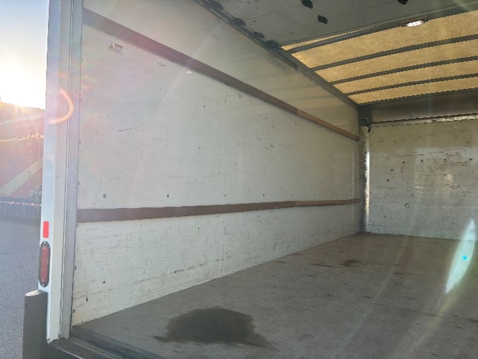 Light Duty Box Truck-Light and Medium Duty Trucks-GMC-2022-Savana G33903-Brooklyn Park-MN-127,058\n\t\tmiles-$ 27,250 - Image 11