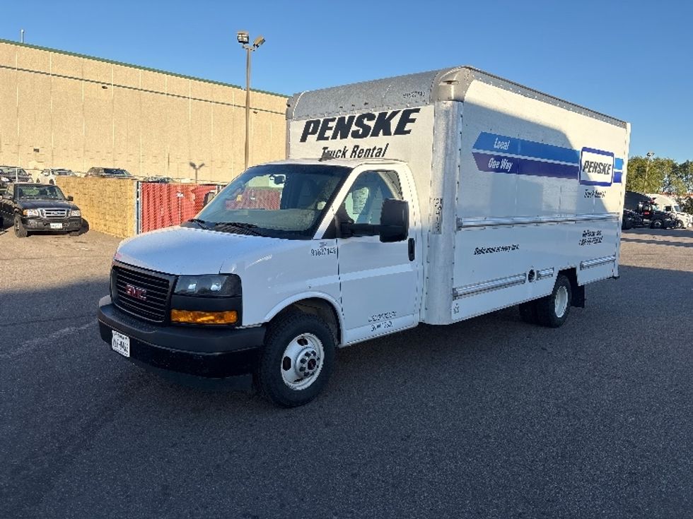 Light Duty Box Truck-Light and Medium Duty Trucks-GMC-2022-Savana G33903-Brooklyn Park-MN-127,058\n\t\tmiles-$ 27,250 - Image 3