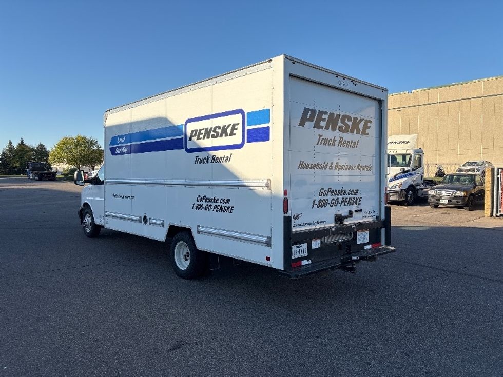 Light Duty Box Truck-Light and Medium Duty Trucks-GMC-2022-Savana G33903-Brooklyn Park-MN-127,058\n\t\tmiles-$ 27,250 - Image 6