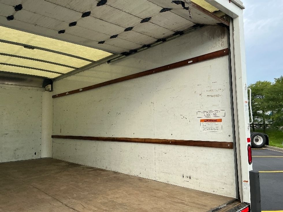 Light Duty Box Truck-Light and Medium Duty Trucks-GMC-2022-Savana G33903-Brooklyn Park-MN-128,173\n\t\tmiles-$ 26,750 - Image 12