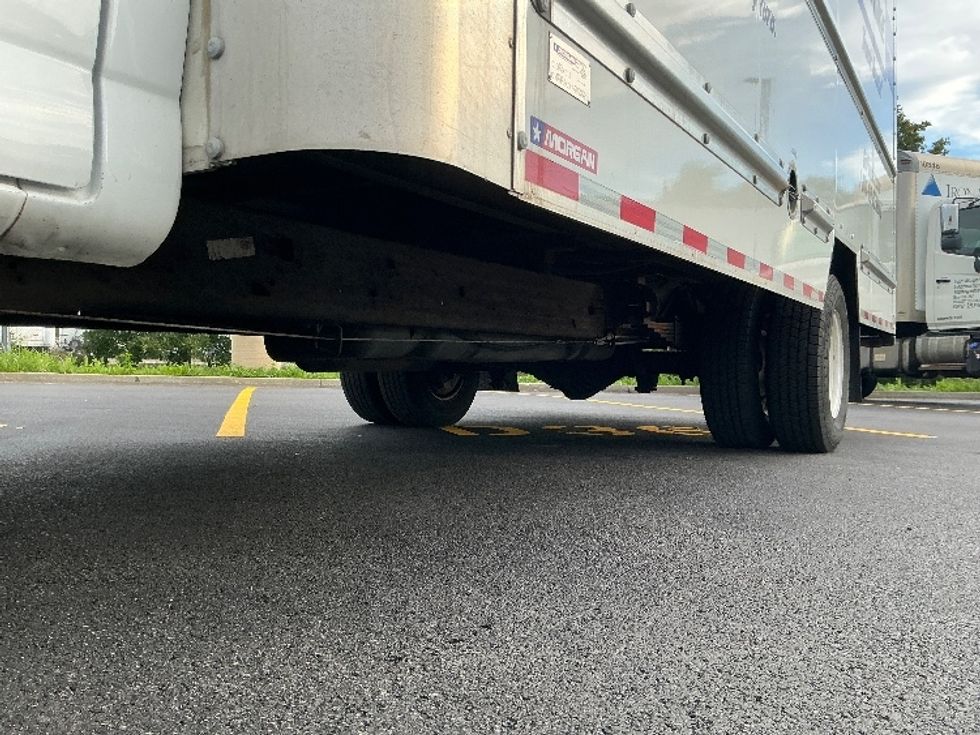 Light Duty Box Truck-Light and Medium Duty Trucks-GMC-2022-Savana G33903-Brooklyn Park-MN-128,173\n\t\tmiles-$ 26,750 - Image 5