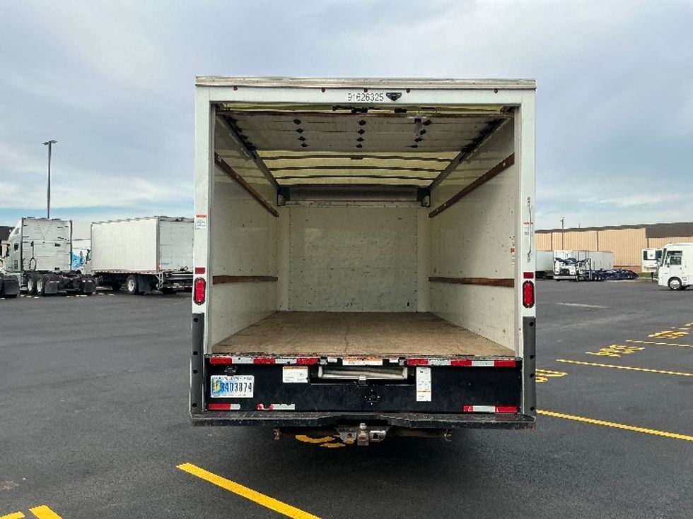 Light Duty Box Truck-Light and Medium Duty Trucks-GMC-2022-Savana G33903-Brooklyn Park-MN-128,173\n\t\tmiles-$ 26,750 - Image 8