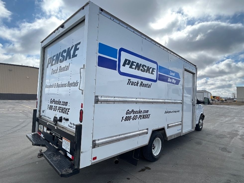 Light Duty Box Truck-Light and Medium Duty Trucks-GMC-2022-Savana G33903-Brooklyn Park-MN-39,107\n\t\tmiles-$ 42,000 - Image 12