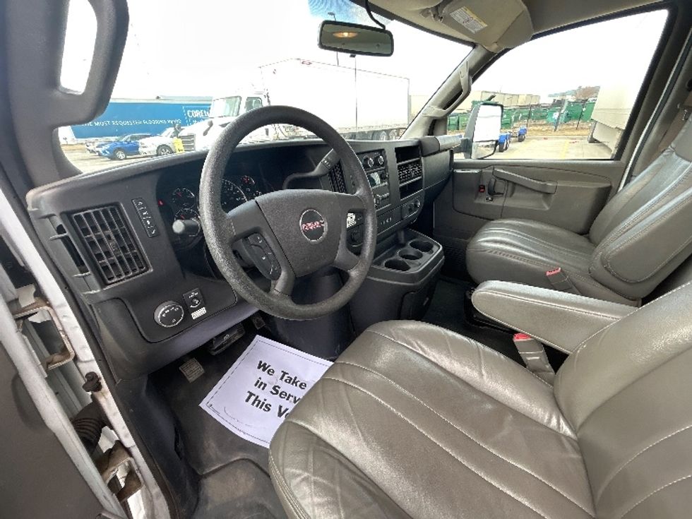 Light Duty Box Truck-Light and Medium Duty Trucks-GMC-2022-Savana G33903-Brooklyn Park-MN-39,107\n\t\tmiles-$ 42,000 - Image 16